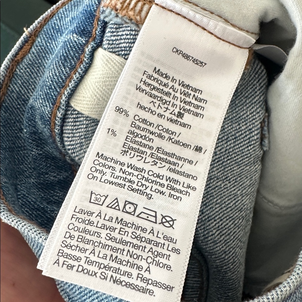 Madewell The '90s Straight Jean - Picture 10 of 13